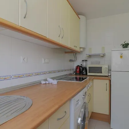 C64 - Nogalera 2 Bedroom Retro Daire